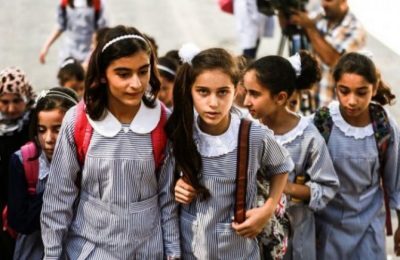 "الأونروا" تكشف عن آلية عودة طلابها بغزة إلى مقاعد الدراسة