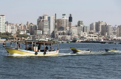 عياش: إغلاق البحر أمام حركة الصيادين بسبب الأحوال الجوية