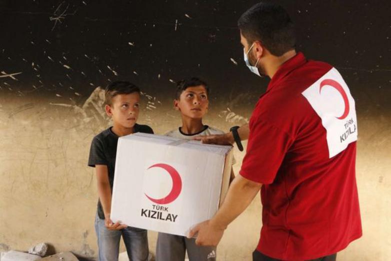 الهلال الأحمر التركي: اتفقنا مع مصر على أدخال 10 شاحنات من المساعدات الإنسانية لغزة
