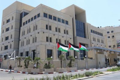 غزة.. سلطة النقد تنفي إغلاق حسابات بنكية لجمعيات ومؤسسات أهلية