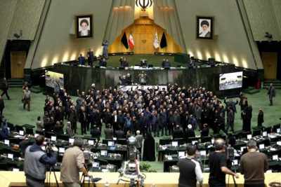 البرلمان الإيراني: ندرس اتفاقا مؤقتا طرح في فيينا