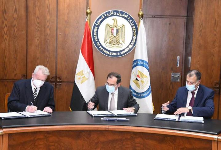 مصر تجذب اتفاقيات بترولية جديدة.. نصف مليار دولار للبحث عن البترول