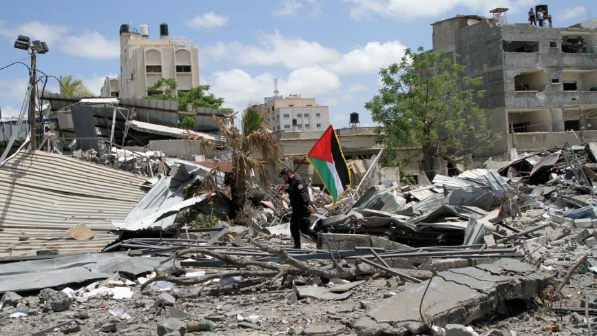 صحيفة: إسرائيل تربط ملف إعمار غزة وإدخال تسهيلات جديدة بهذا الملف الجديد